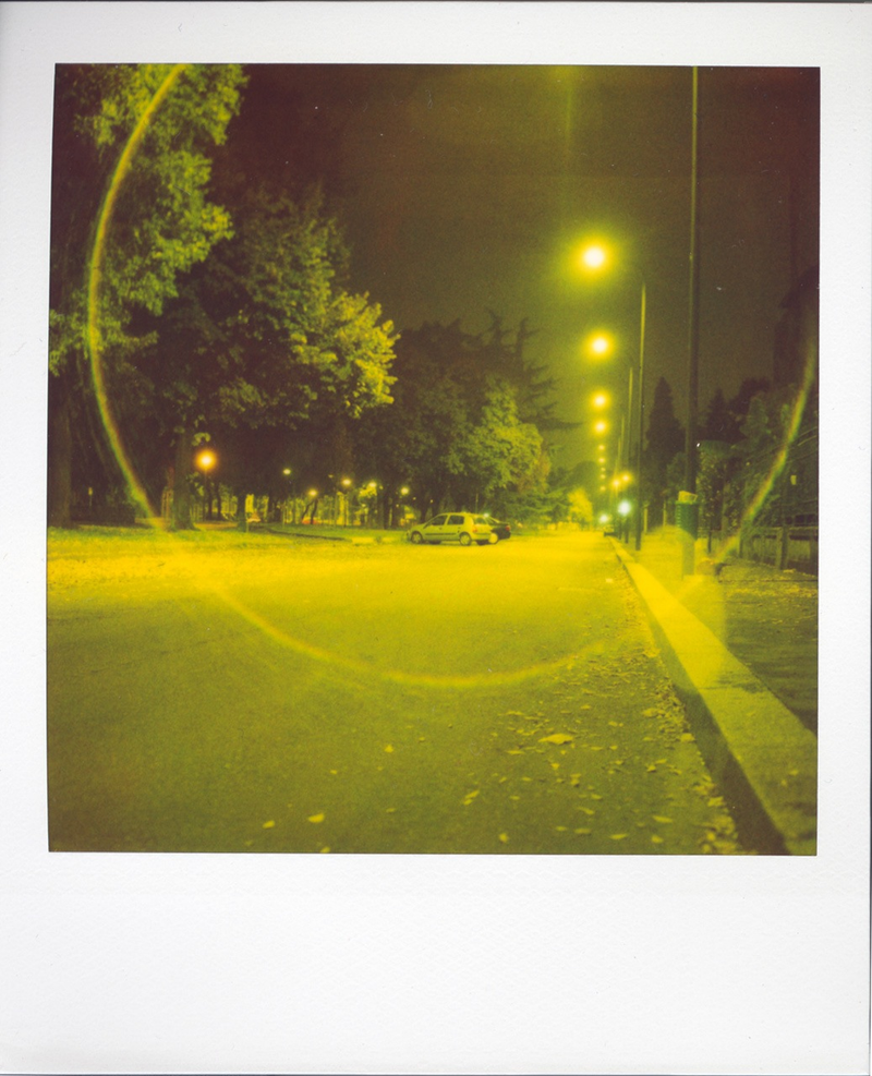 Illustration for article titled Polaroid SX-70: The Joy of Instant Photography Before Digital